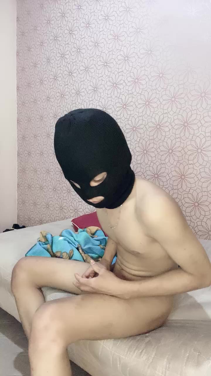 friska ID: 1755268783157755905 Hot51