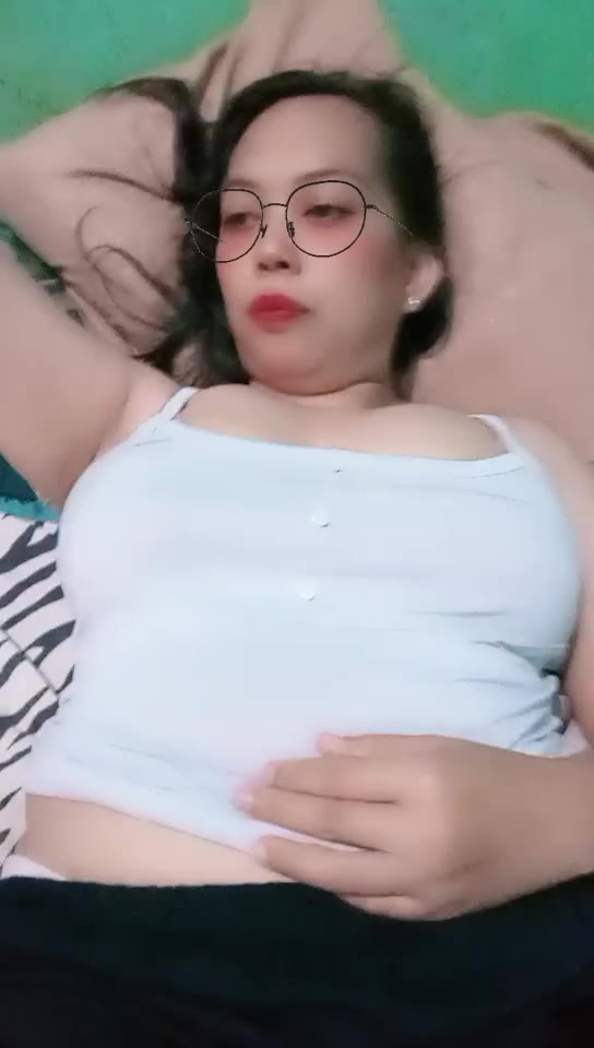 sarah ID: 4172679 Papaya Live telegram bot @DSrecordbot