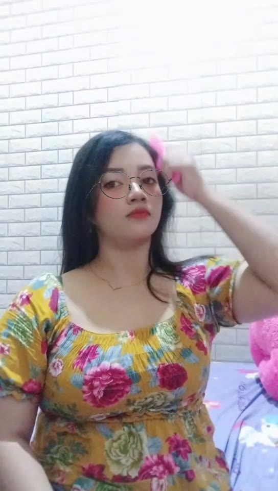 HD ð•¾ð–Šð–‘ð–‘ð–† ID: 3922583 Papaya Live telegram bot @DSrecordbot