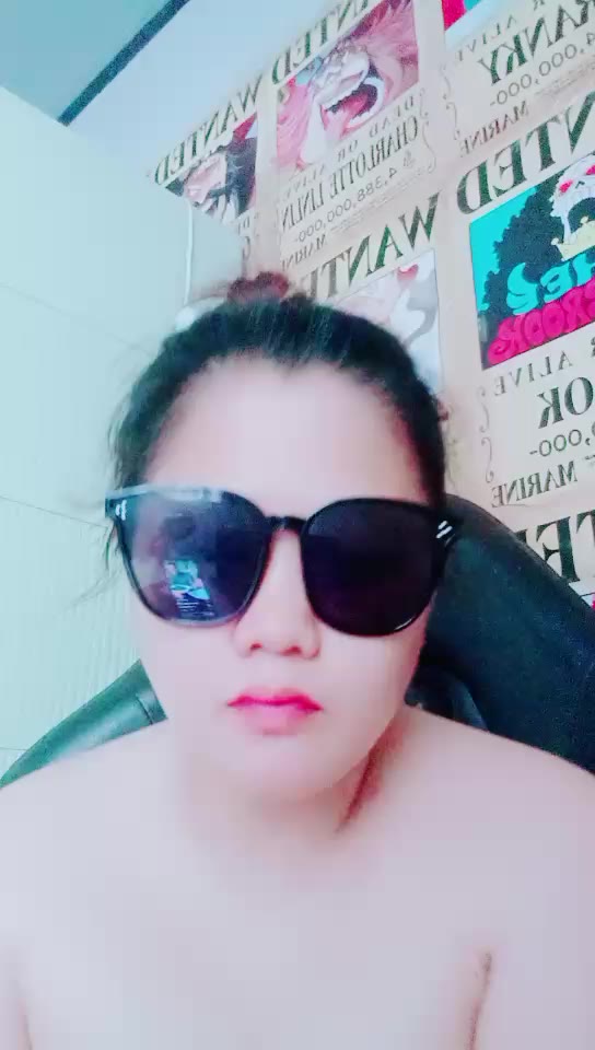 eli ID: 3703249 Papaya Live telegram bot @DSrecordbot