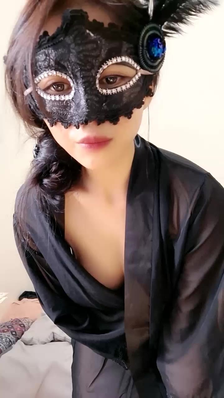 yiMEI ID 1847981738476273666 Hot51 telegram bot @DSrecordbot