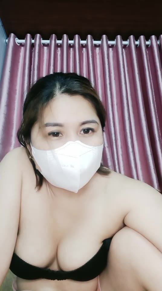 Linda ID: 4602635 Papaya Live telegram bot @DSrecordbot