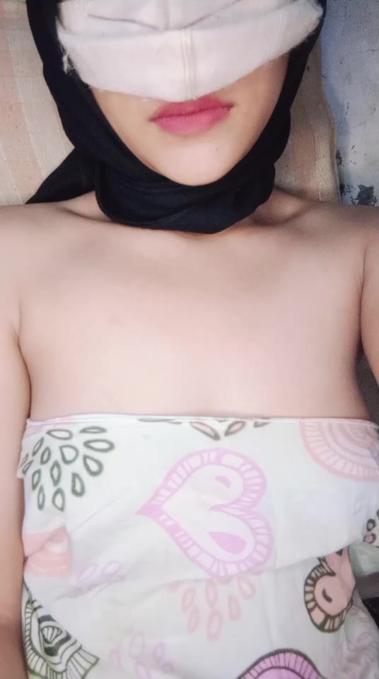 Ladis ID: 3011253 Papaya Live telegram bot @DSrecordbot