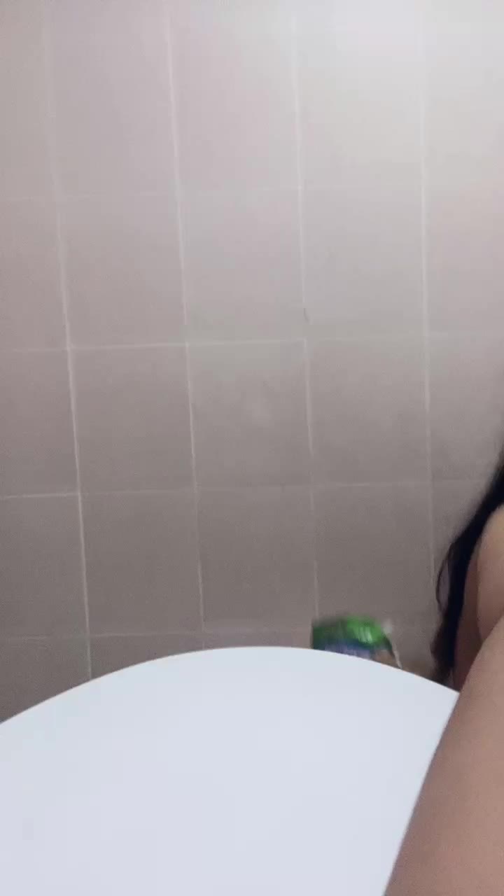 2025-06-15-211335 Enzilia ID 1893301825982713857 Hot51 telegram bot @DSrecordbot - duniastreaming(dot)vip
